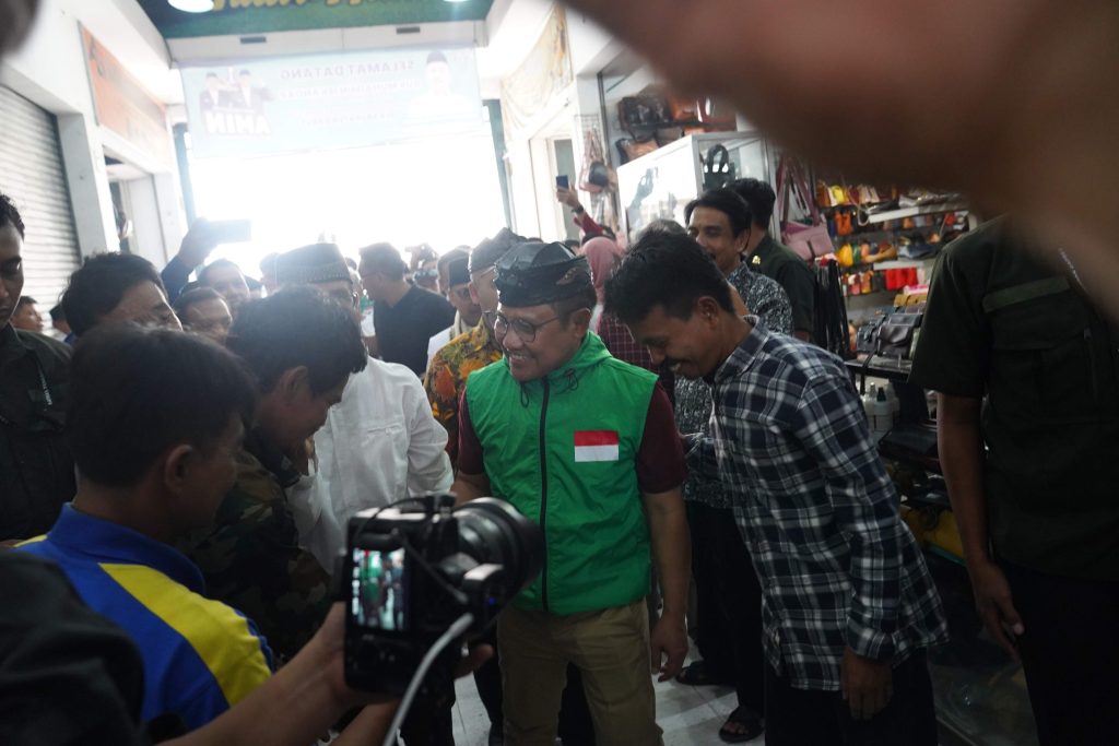 GUS IMIN BERSAMA PELAKU UMKM SE-KAB. GARUT
