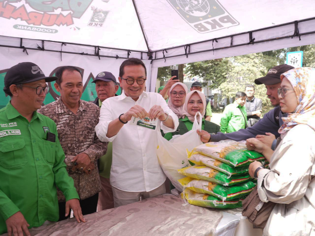 Harga Beras Naik 6,96 Persen dalam Setahun, PKB Jabar Gulirkan Pasar Murah Kedua di Kota Cimahi